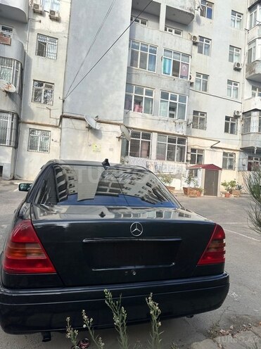 Mercedes C 180-3
