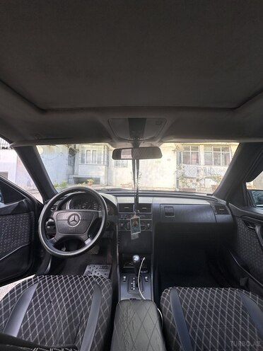 Mercedes C 180-4