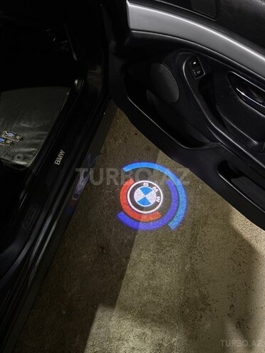 BMW 525-18