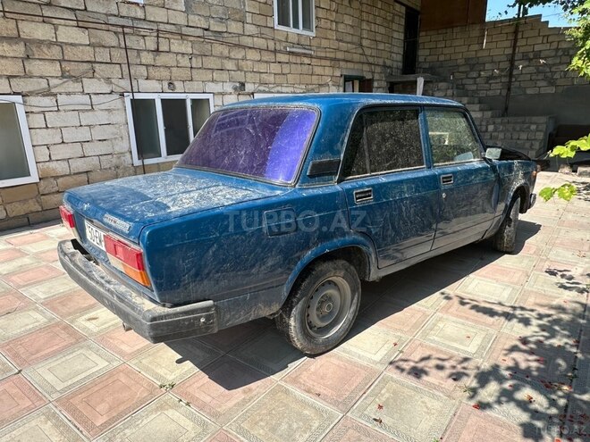 LADA (VAZ) 2107-4