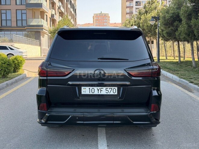 Lexus LX 570-26