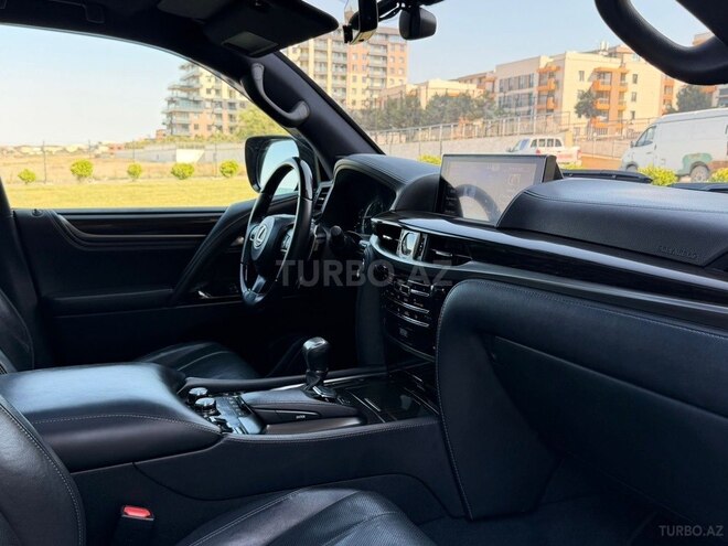 Lexus LX 570-7