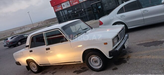 LADA (VAZ) 2107-8