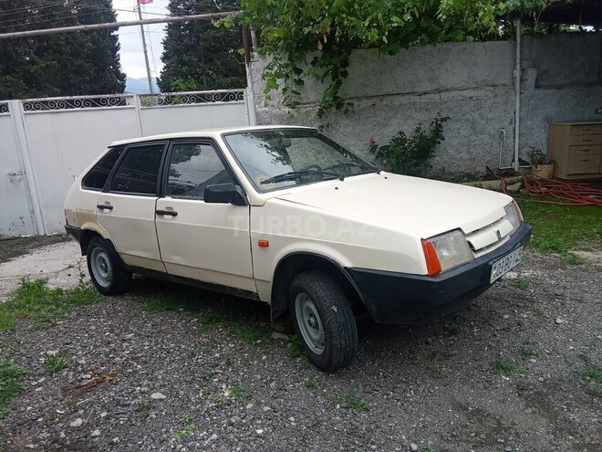 LADA (VAZ) 2109-1