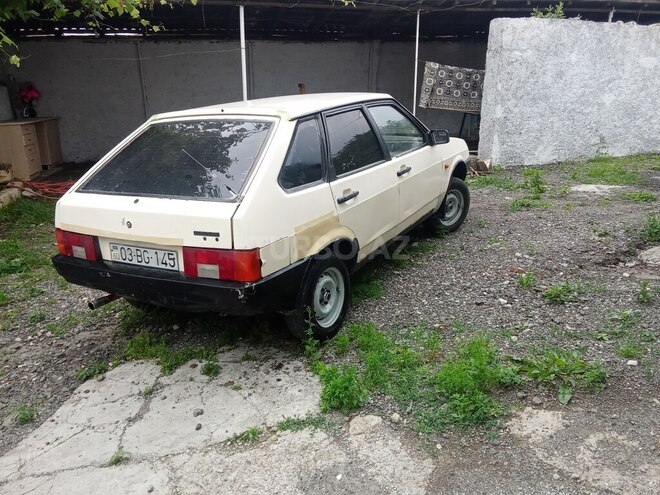 LADA (VAZ) 2109-2