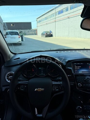 Chevrolet Cruze-4
