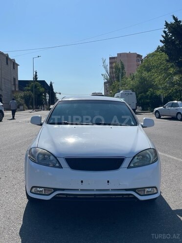 Daewoo Gentra-1