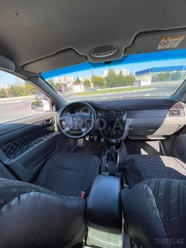 Daewoo Gentra-6
