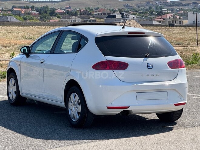 SEAT Leon-5