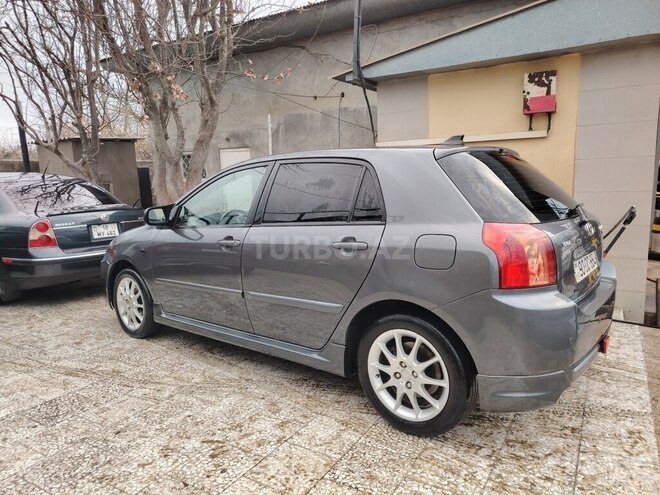 Toyota Corolla-10