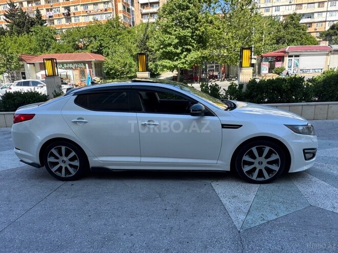 Kia Optima-3