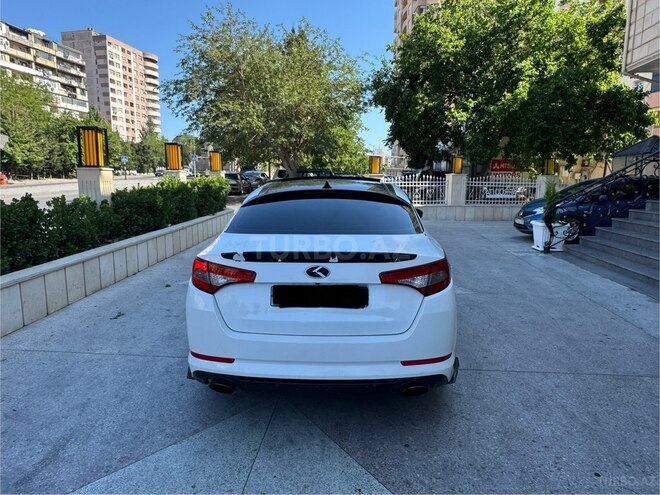 Kia Optima-5