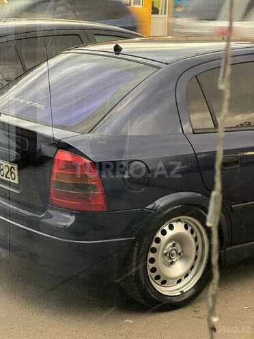 Opel Astra-11