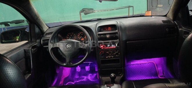 Opel Astra-7