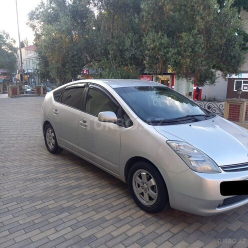 Toyota Prius-6