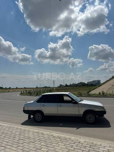 LADA (VAZ) 21099-4