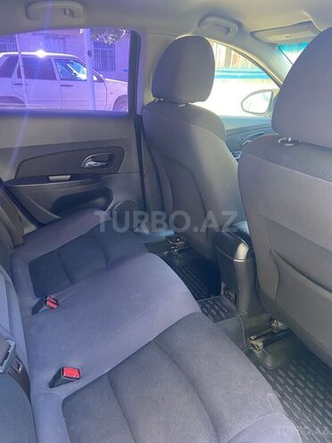 Chevrolet Cruze-3
