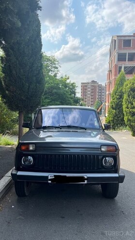 LADA (VAZ) Niva-11