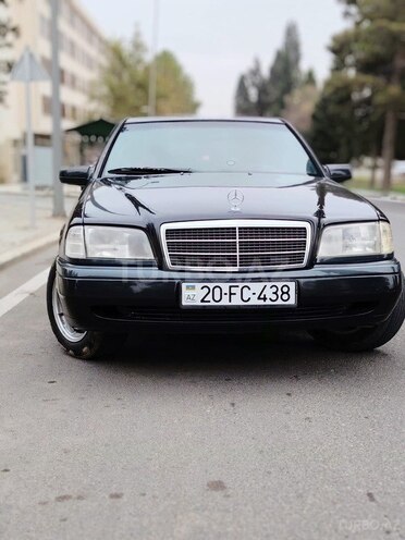 Mercedes C 200-1