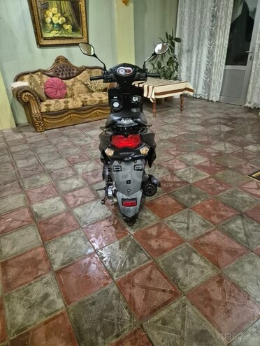 SYM Orbit III-4
