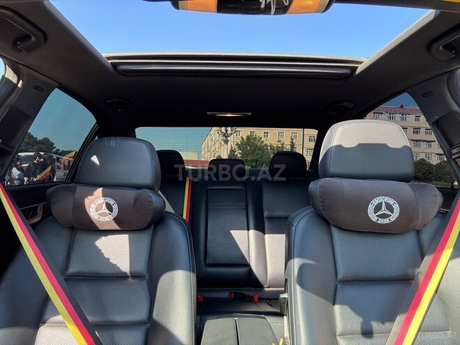 Mercedes C 250-9
