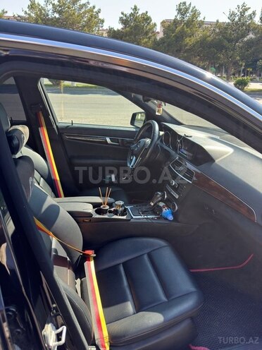 Mercedes C 250-10