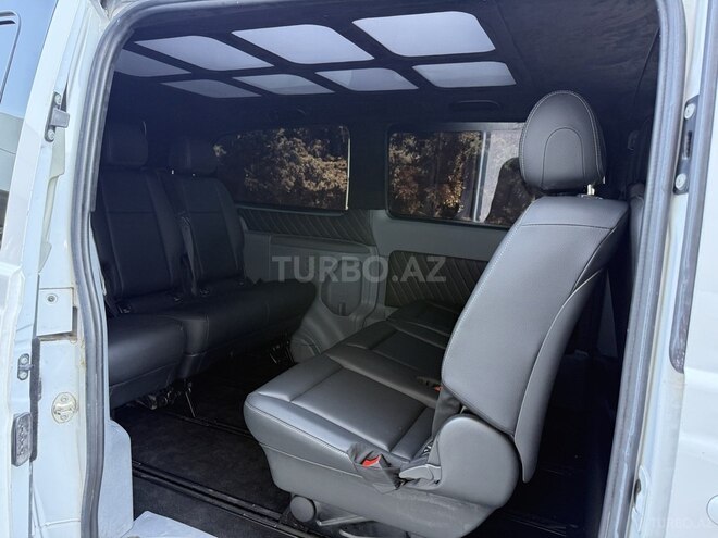 Mercedes Vito 111 CDI-16