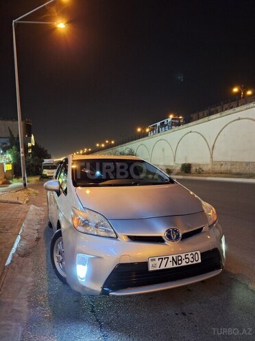 Toyota Prius-1