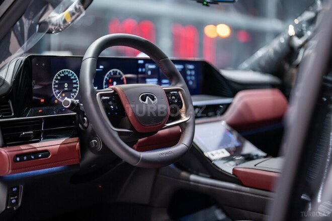 Infiniti QX80-16