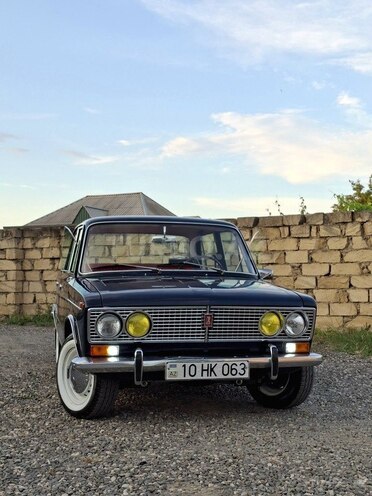LADA (VAZ) 2103-2