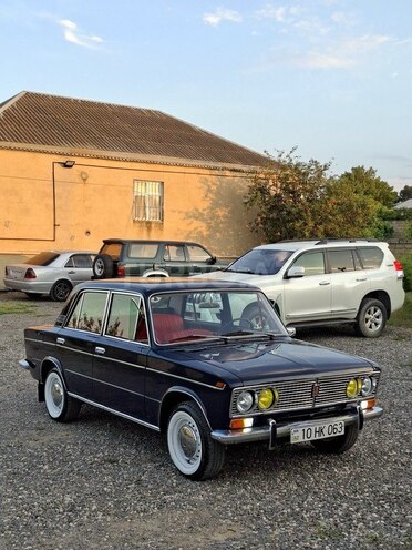 LADA (VAZ) 2103-1