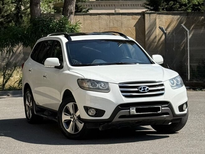Hyundai Santa Fe-6