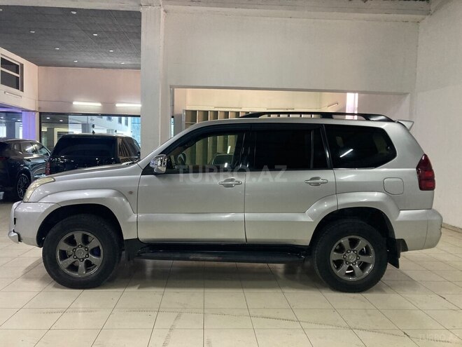 Toyota Land Cruiser Prado-3