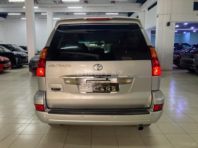Toyota Land Cruiser Prado-8