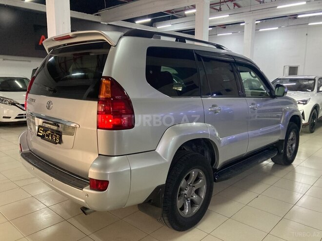 Toyota Land Cruiser Prado-9
