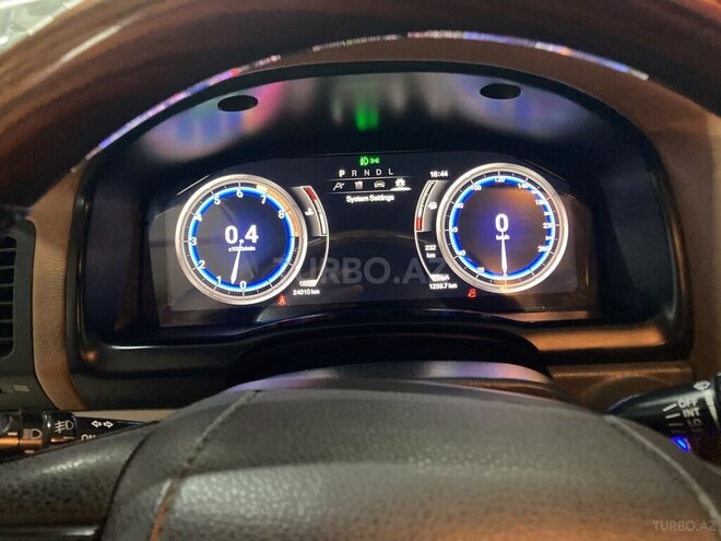 Toyota Land Cruiser Prado-10