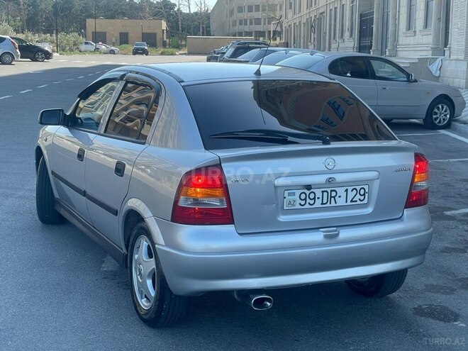 Opel Astra-4