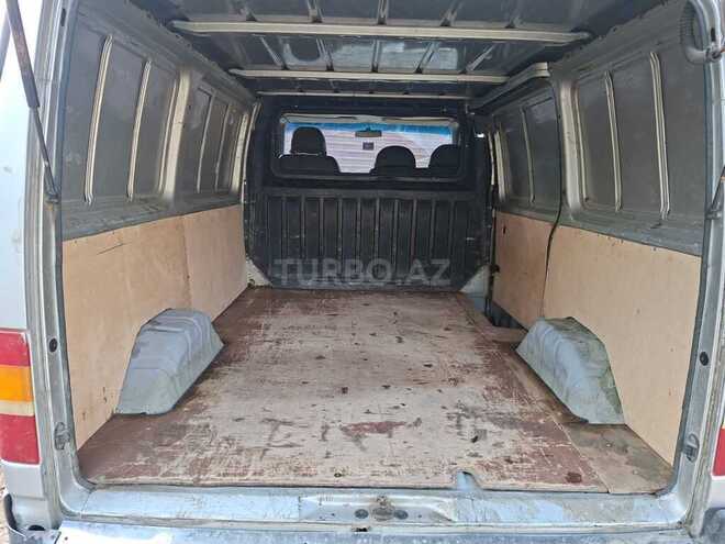 Ford Transit-7