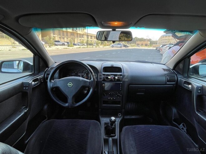 Opel Astra-15