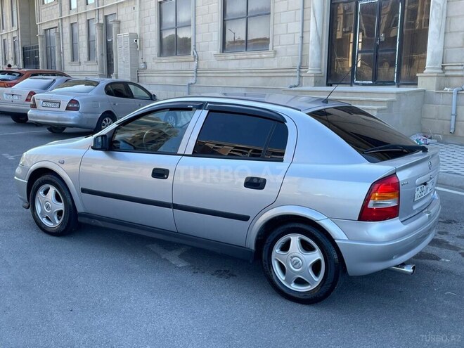Opel Astra-14