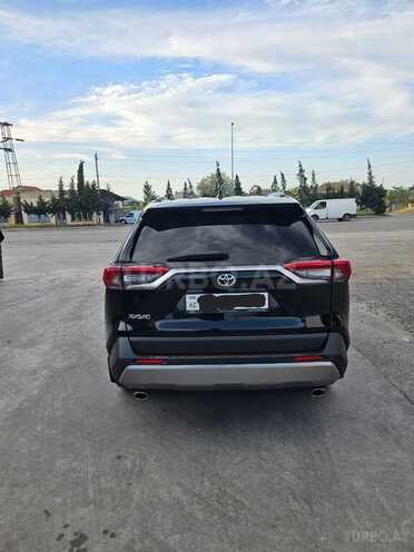 Toyota RAV4-7