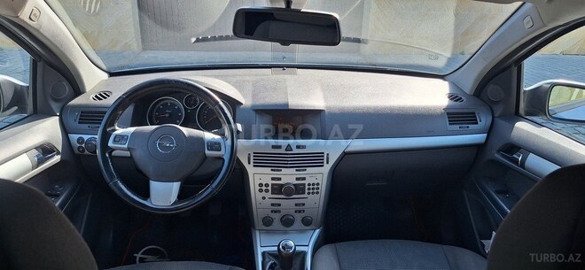 Opel Astra-7