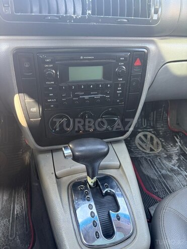 Volkswagen Passat-10