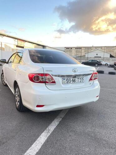 Toyota Corolla-3