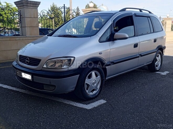 Opel Zafira-3