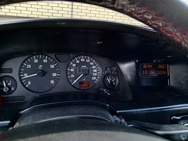 Opel Zafira-9