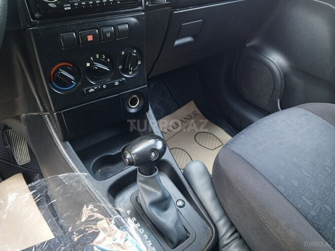 Opel Zafira-16