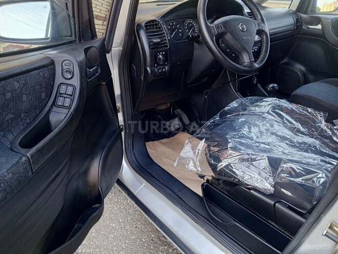 Opel Zafira-17