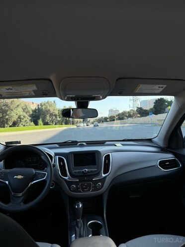 Chevrolet Equinox-8