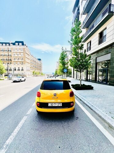 Fiat 500L-3